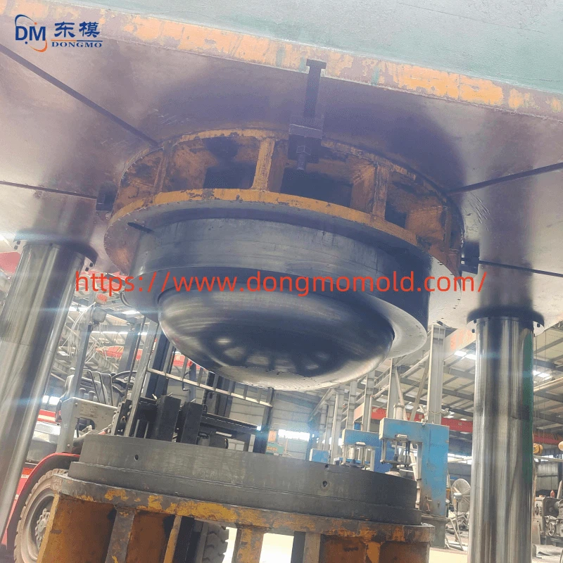Spare Tire Type Liquefied Gas Cylinder Mold Spare Tire Type Liquefied Gas Cylinder Mold